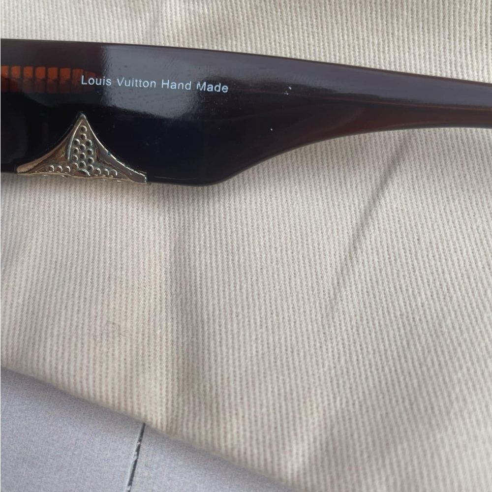 Louis Vuitton round sunglasses - Picture 8 of 9
